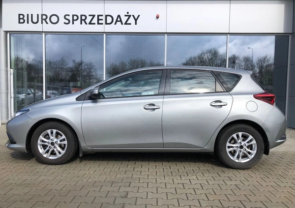 Toyota Auris cena 52900 przebieg: 80501, rok produkcji 2016 z Oława małe 436